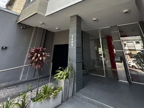 Iberlucea 3400, Piso 2
