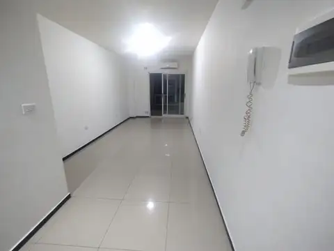 Moderno monoambiente en excelente zona de Lanús Oeste!