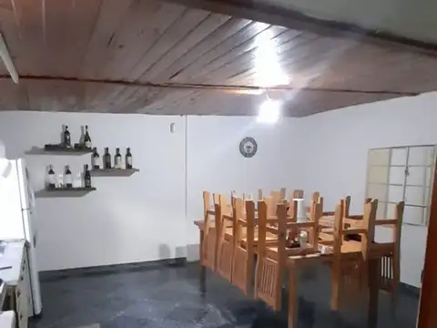 Casa 3 ambientes con 1 baño