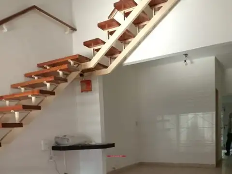Depto Tipo Casa en Venta de 2 dormitorios