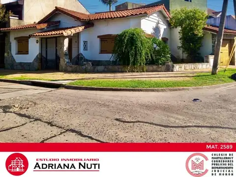 Haedo - Chalet de cuatro ambientes