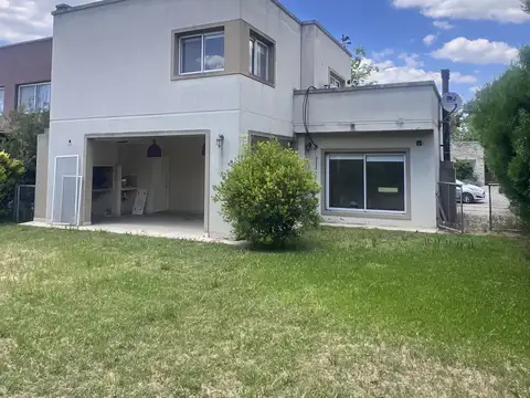 Casa en venta en La cañada de Pilar