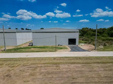 Galpon en Alquiler 60  mts Frente