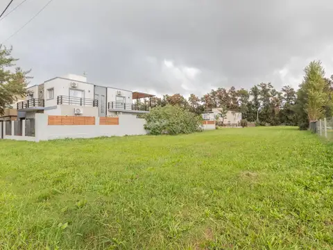 Venta de terreno de 791 m2 en El Pato