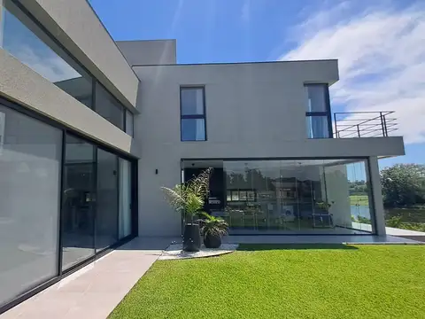 Casa en Alquiler Temporal en Belen de Escobar, USD 3.500