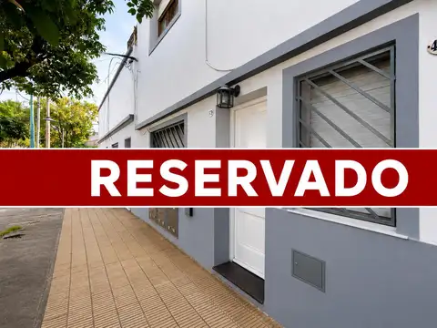 PH  al frente con patio y parrilla - Vergara 4500