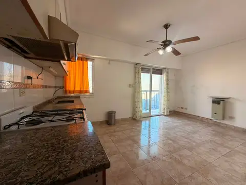 Depto Tipo Casa en Venta en Mataderos, USD 65.000