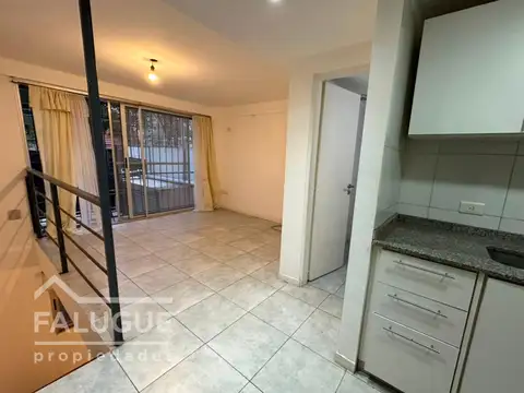 Departamento en Alquiler en Villa Ballester, $ 580.000