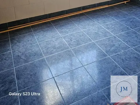 Casa en Alquiler con 1 cochera
