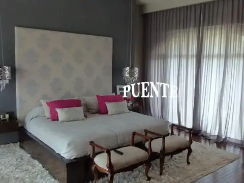 Casa en Venta al Este