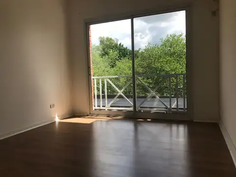 Departamento en Alquiler en Garin, USD 900