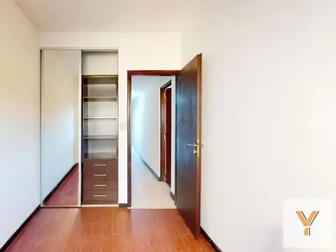Departamento en venta - 2 dormitorios 1 baño -  92mts2 - La Plata