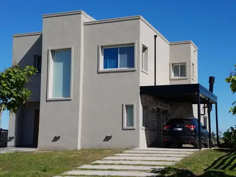 Venta/Alquiler - Casa con Pileta - Puertos del Lago - Escobar