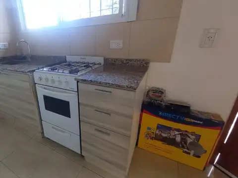 Casa 3 ambientes con 1 baño