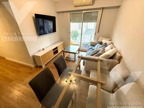 PH 3 ambientes, reciclado a nuevo con balcón y patio. San Martin y Mitre.