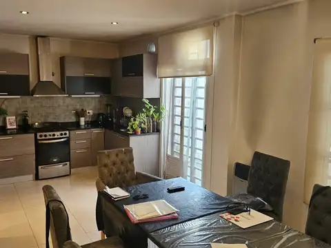 Andres Baranda e/  Amoedo y Madres Pza de Mayo