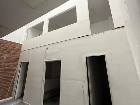 Local en Alquiler en Barracas, $ 2.000.000