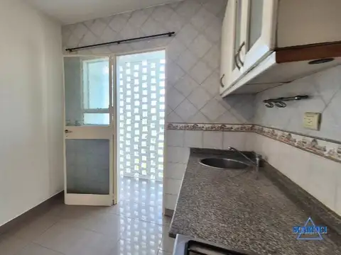 Departamento  en Alquiler en Villa Raffo, Tres de Febrero, G.B.A. Zona Oeste