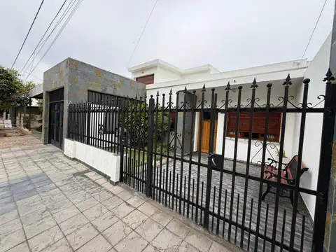 Venta casa tres dorm-apto credito- res. america