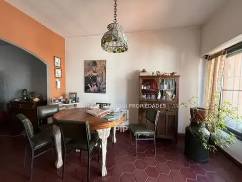 Depto Tipo Casa en Venta en Villa Sarmiento, USD 90.000