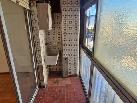 3 DORMITORIOS- 80 M2.-