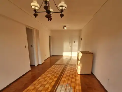 Av. Hipólito Yrigoyen 5000, Piso 9