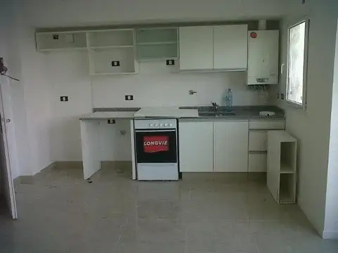 Av Centenario 2000, Piso 7