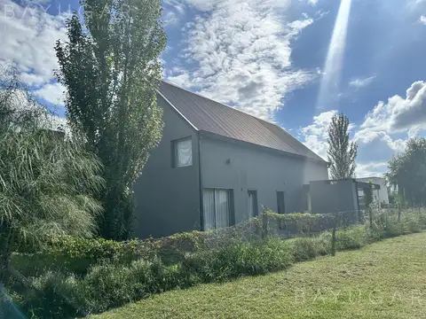 Venta Casa - Barrio Privado Los Arces / Pilar