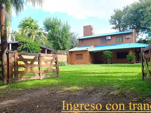 CASA DE TRES DORMITORIOS TOTALMENTE  AMUEBLADA