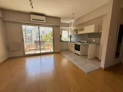 VENTA - SEMIPISO CABALLITO SUR- 2 AMB - BALCON ATERRAZADO - COCHERA