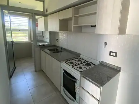 Departamento 2 ambientes en Ituzaingo sur