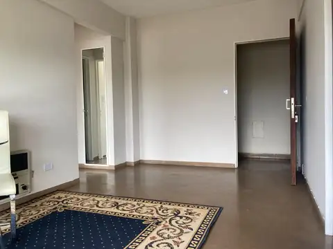 Pereyra Lucena 200, Piso 7