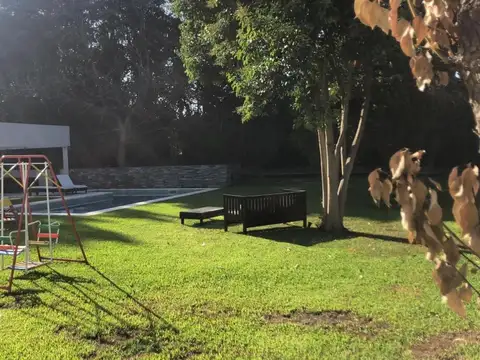 Casa en Venta en Temperley, USD 780.000