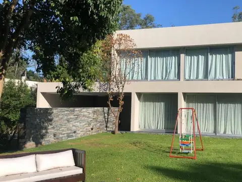 San Carlos Country Club