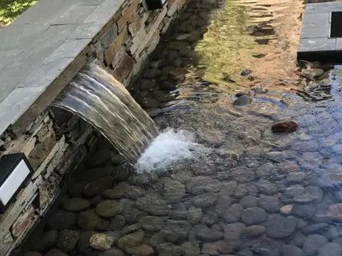 Casa 5 ambientes con 4 baños