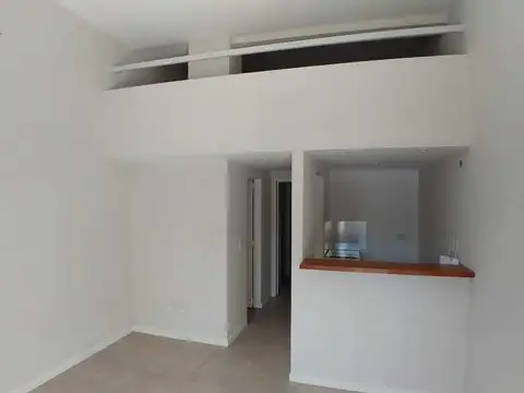 Casa 2 ambientes con 1 baño