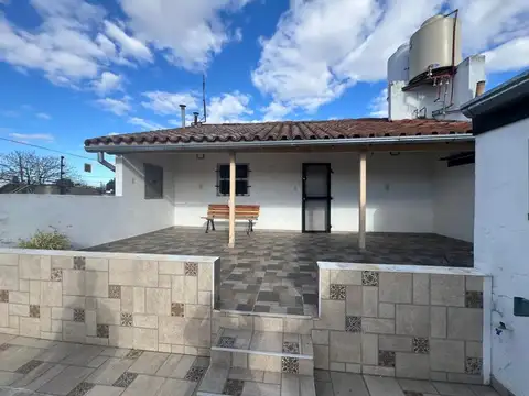 DEPARTAMENTO DOS AMBIENTES EN MUY BUENA UBICACION
