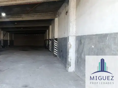 Galpón en alquiler de 300m2 ubicado en Wilde