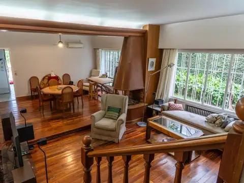 Venta Casa La Lucila 4 dormitorios Pileta