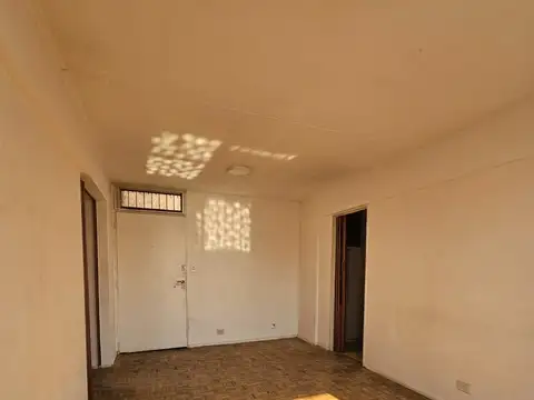 av dellepiane 4900, Piso 4
