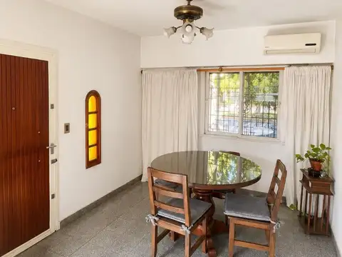 Casa 6 ambientes en Venta en Merlo