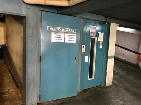 Cochera en Venta para coche grande