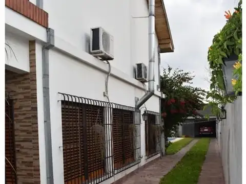 Casa en Venta en Villa Gobernador Udaondo, USD 260.000