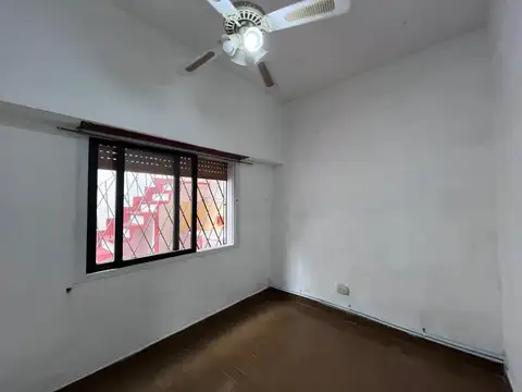 Depto Tipo Casa en Alquiler 38 años