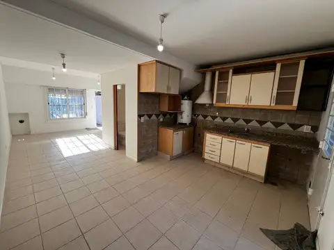 ALQUILER DUPLEX A 3 CUADRAS DE LA ESTACION DE PADUA  