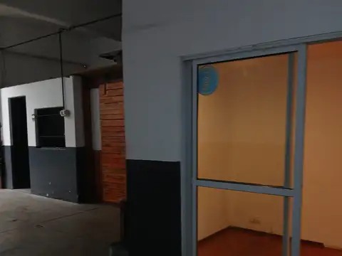 Local en Alquiler 50 años