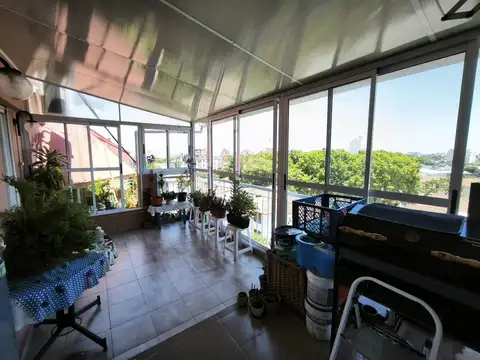 Semipiso de 2 ambientes con balcon aterrazado