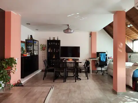 Departamento en Venta en Monte Castro, USD 115.000