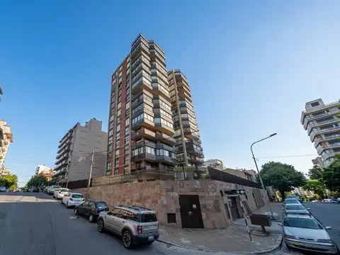 Formosa 155, Mar del Plata 100