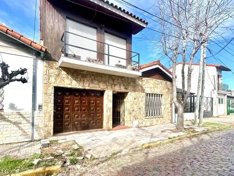 Casa en Alquiler de 4 dormitorios
